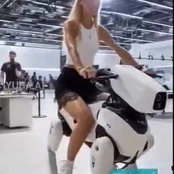 타고다니는 로봇
