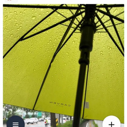 공용 우산통에 우산을 꽂기 꺼려지는 이유