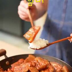 밥 3공기 순삭시킨다는 삼겹살 김치찜 레시피