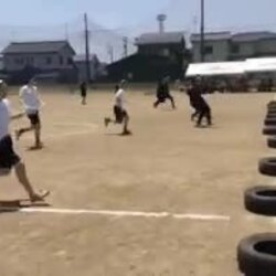 힘이 엄청난 일본 여고생