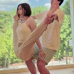 신기한 필라테스의 다리찢기