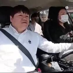 운전 강사의 싸늘한 눈빛