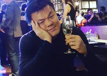 박진영 JYP 그대의 눈동자에 건배 와인 표정 남친짤