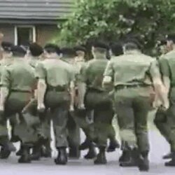 군대 군인 재식훈련 반대 바보 멍청 고문관